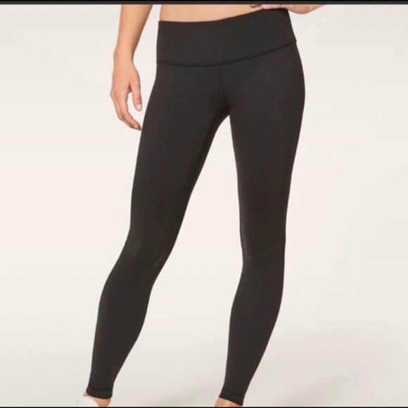 Low Rise Lululemon Leggings - Picture 1 of 4